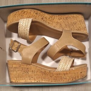 Elegant Tan Wedge Sandals